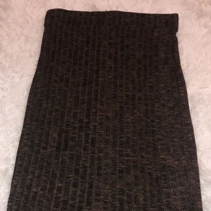 Form Fitting Midi skirt